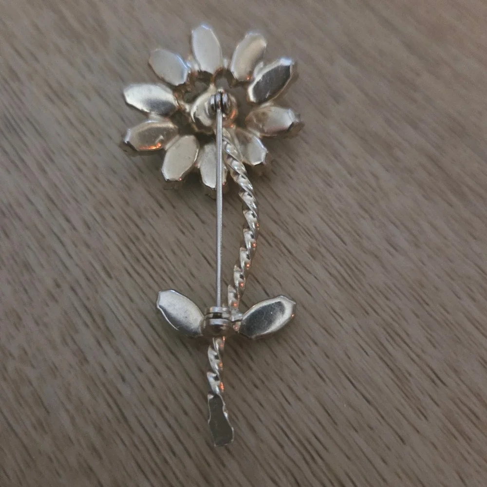 Vintage Purple Rhinestone Flower Brooch Pin Elegant Floral‎ Statement Jewelry